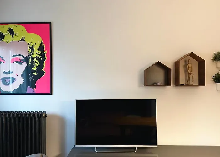 N292 - Grazioso Bilocale Di Design * Marcelli